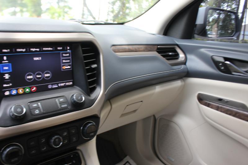 GMC Acadia Denali 2020