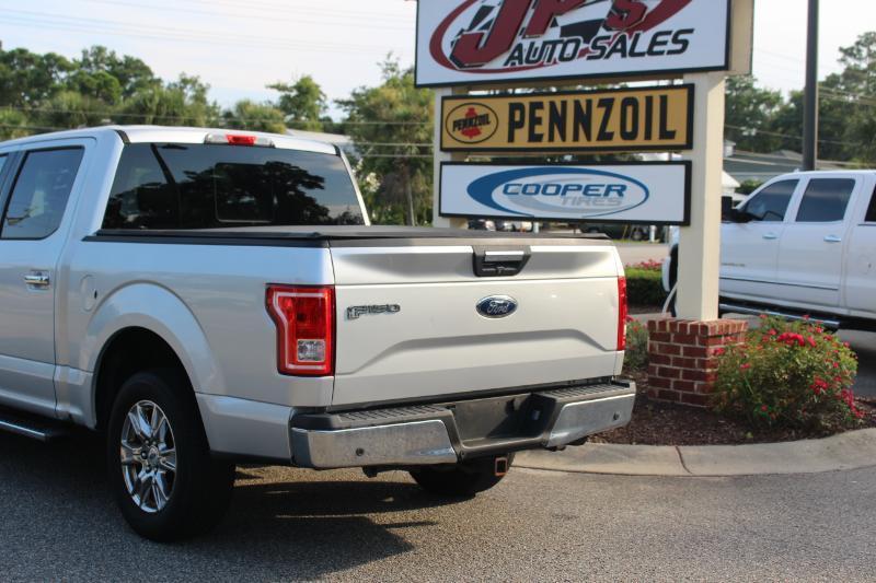 Ford F-150 XL SuperCrew 5.5-ft. Bed 2WD 2015