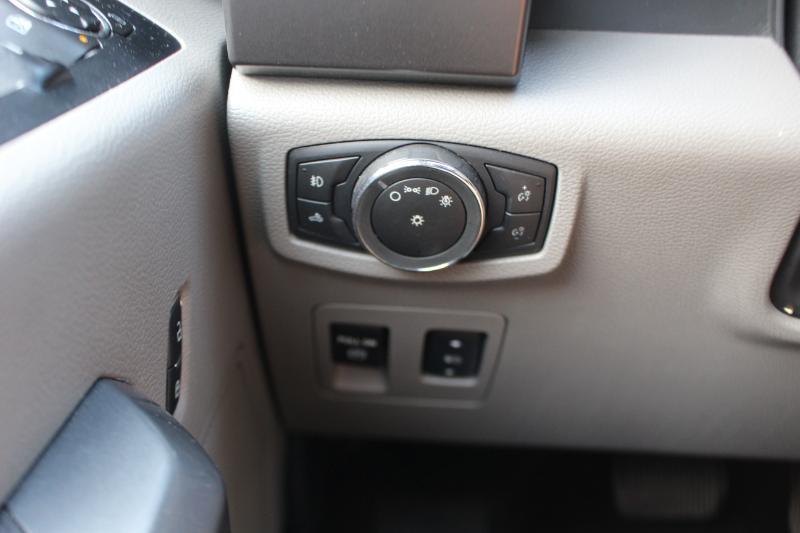 Ford F-150 XL SuperCrew 5.5-ft. Bed 2WD 2015