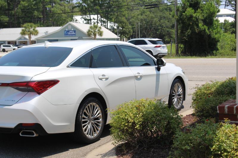 Toyota Avalon XLE 2019