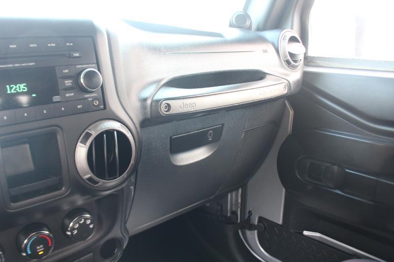Jeep Wrangler Sport 4WD 2014
