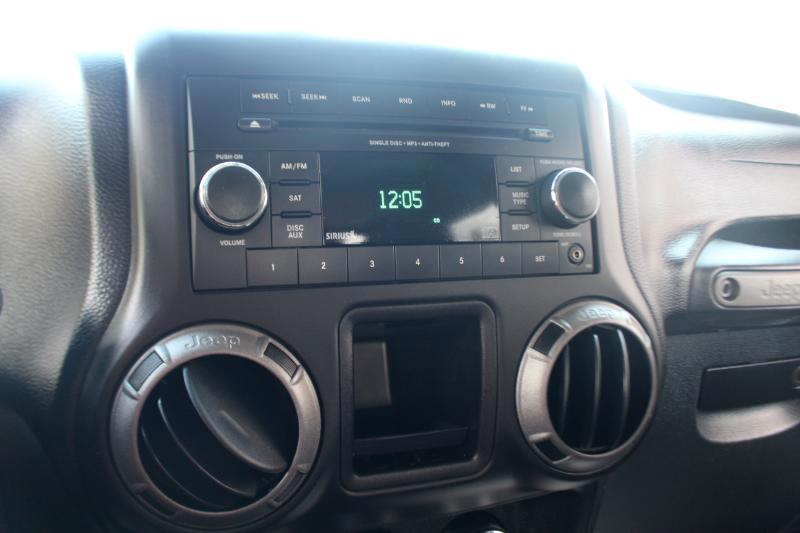 Jeep Wrangler Sport 4WD 2014
