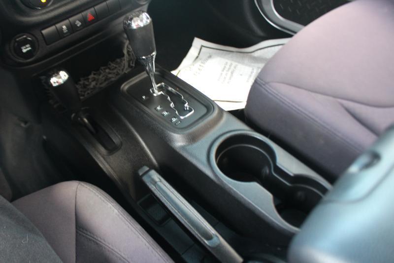 Jeep Wrangler Sport 4WD 2014