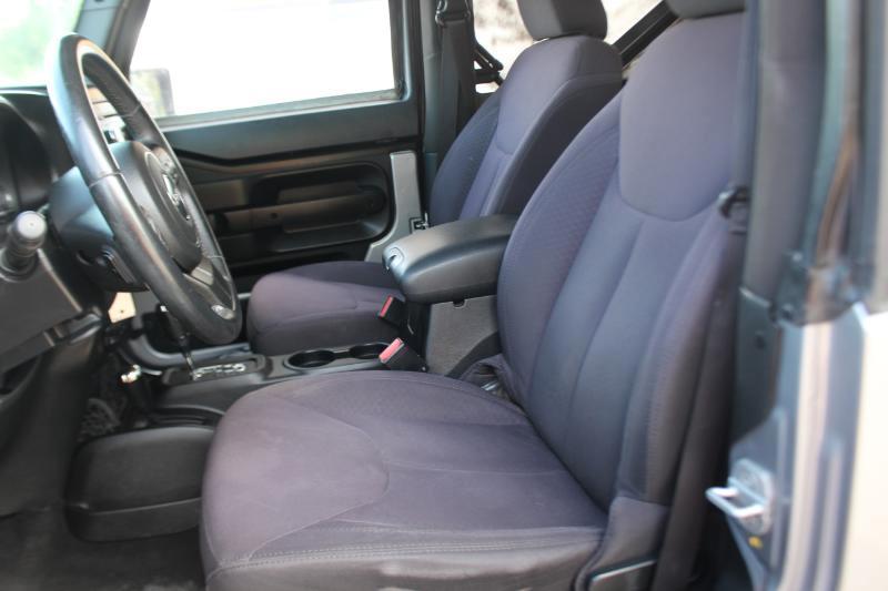 Jeep Wrangler Sport 4WD 2014