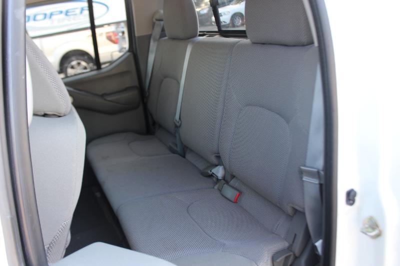 Nissan Frontier S Crew Cab 5AT 2WD 2017