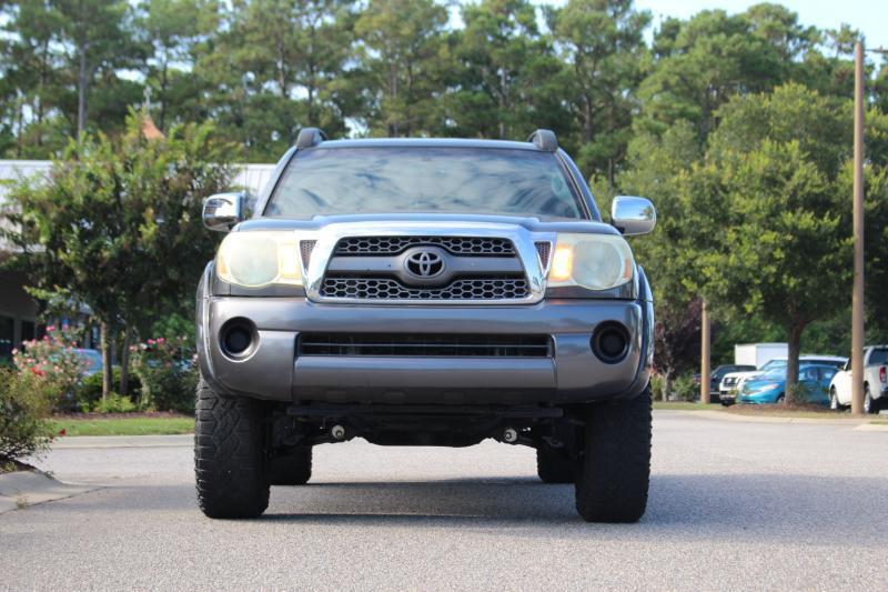 Toyota Tacoma PreRunner Double Cab Auto 2WD 2011