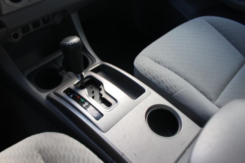 Toyota Tacoma PreRunner Double Cab Auto 2WD 2011