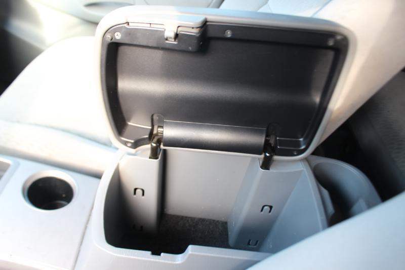 Toyota Tacoma PreRunner Double Cab Auto 2WD 2011