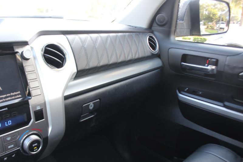 Toyota Tundra Platinum CrewMax 5.7L 4WD 2021