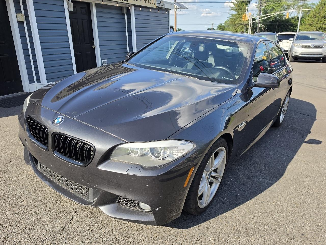 BMW 5 Series 4dr Sdn 535i xDrive AWD 2013