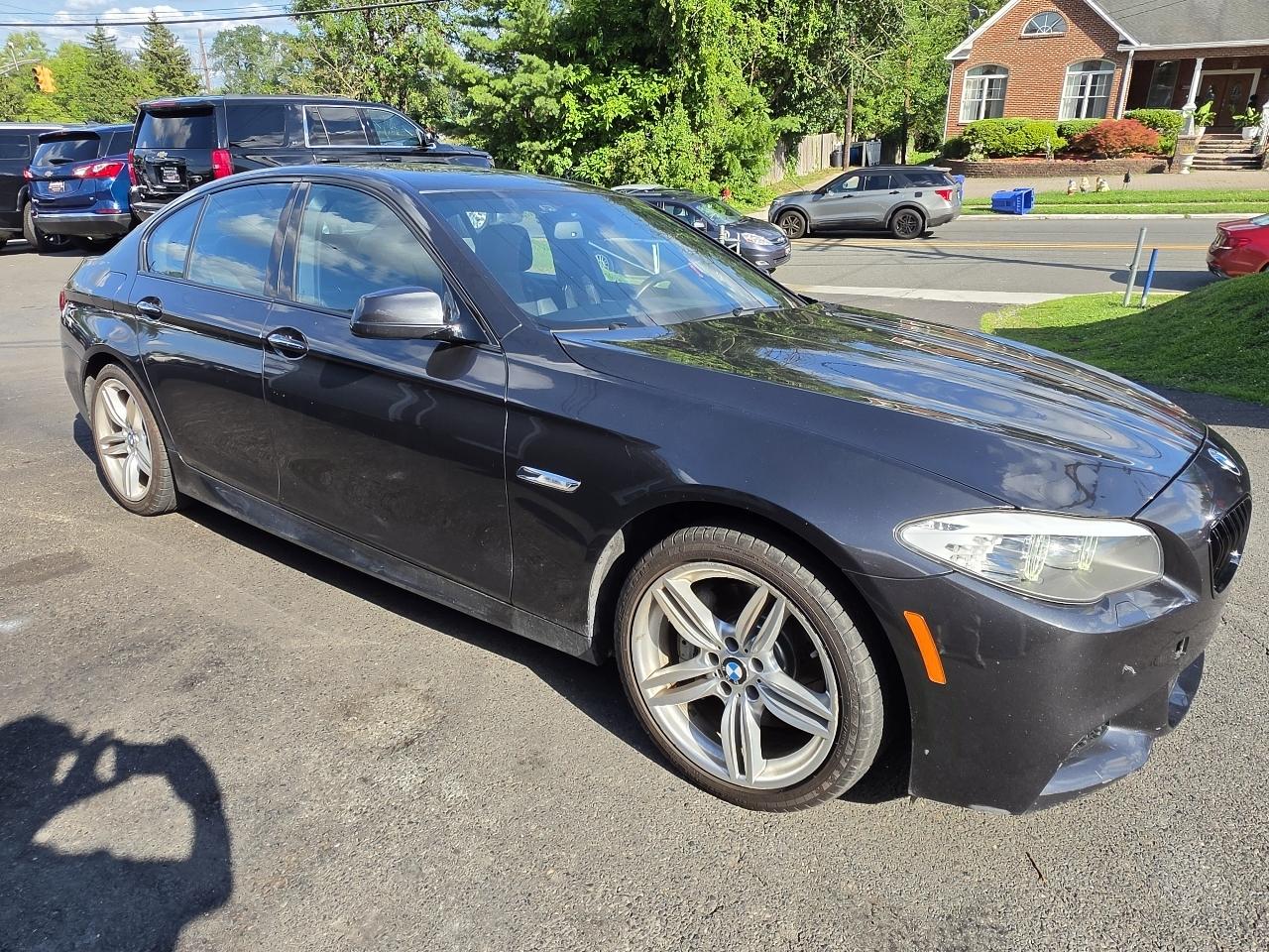 BMW 5 Series 4dr Sdn 535i xDrive AWD 2013