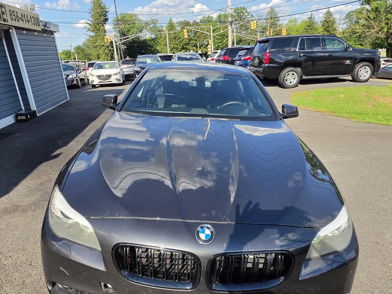 BMW 5 Series 4dr Sdn 535i xDrive AWD 2013
