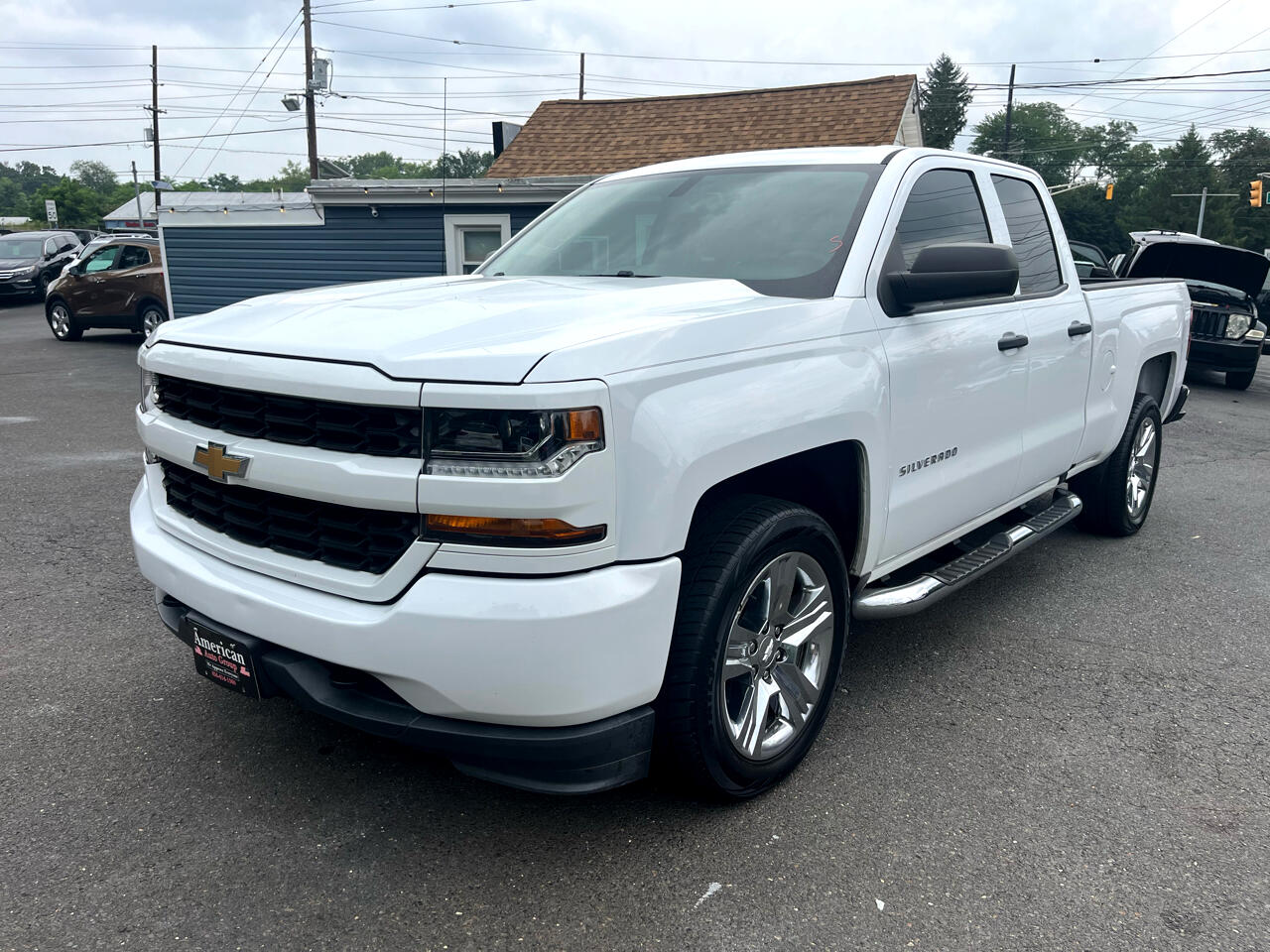 2017 Chevrolet Silverado 1500 Custom photo 4
