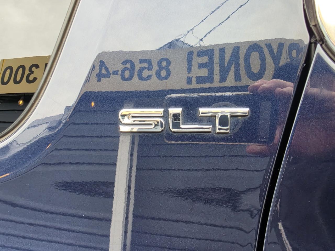 GMC Acadia AWD 4dr SLT w/SLT-1 2017