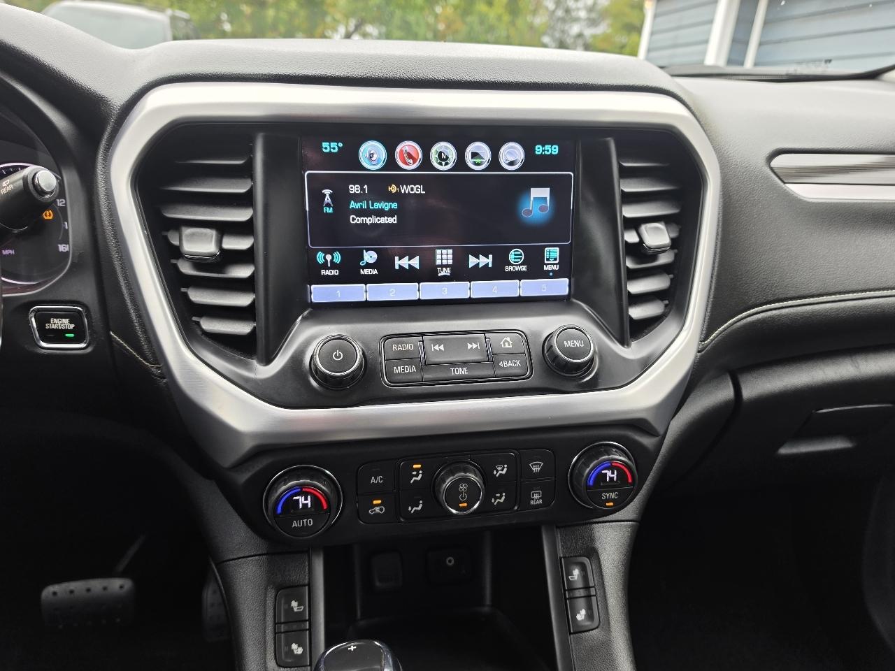 GMC Acadia AWD 4dr SLT w/SLT-1 2017