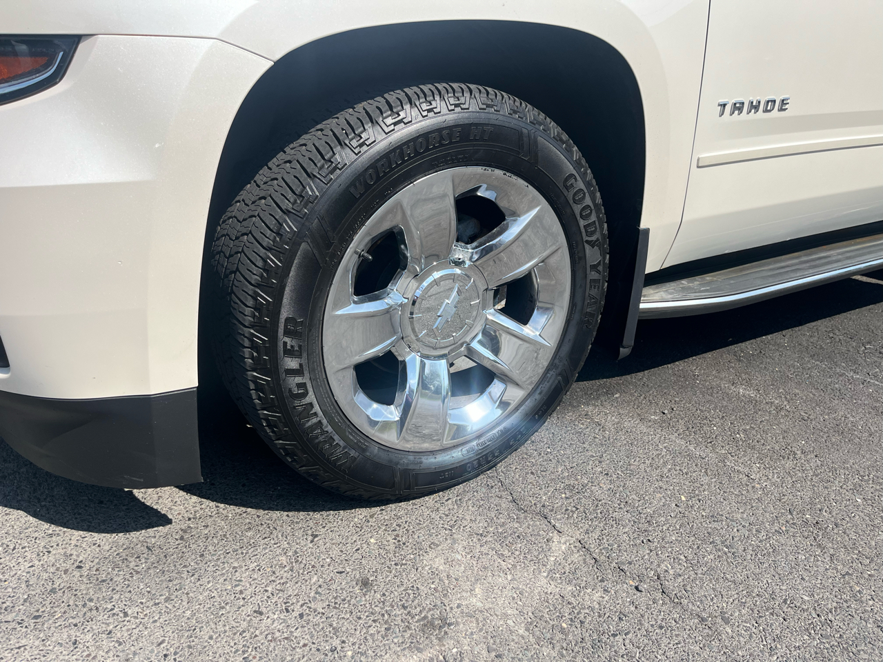 2015 Chevrolet Tahoe LTZ photo 8