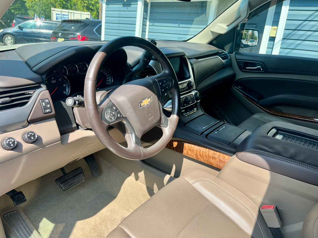 2015 Chevrolet Tahoe LTZ photo 13