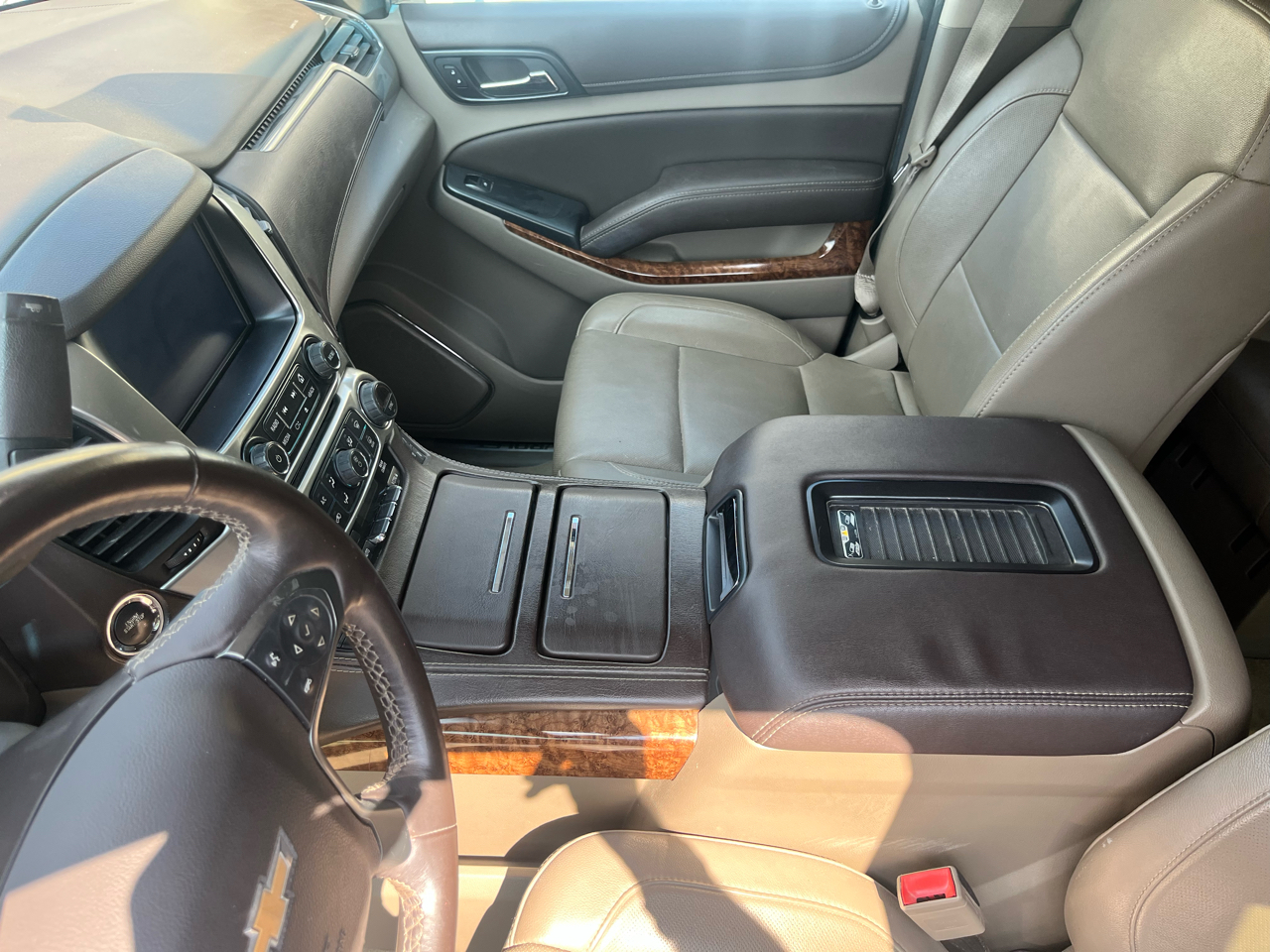 2015 Chevrolet Tahoe LTZ photo 14
