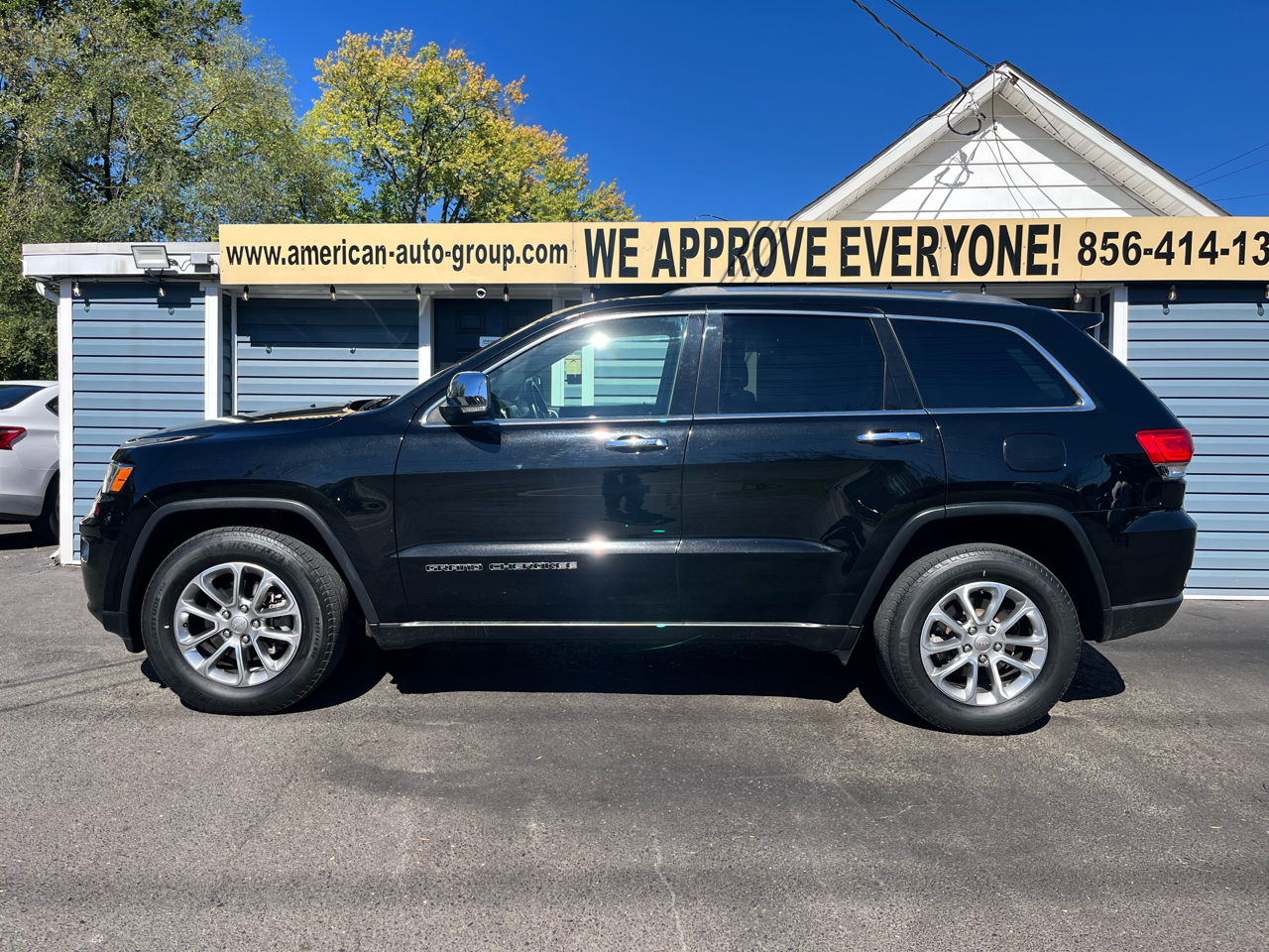 2018 Jeep Grand Cherokee Limited photo 2