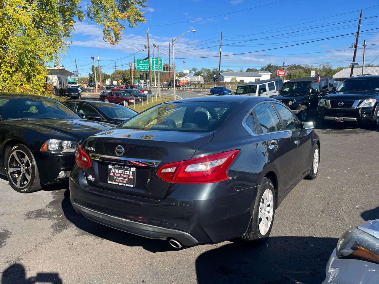 Nissan Altima 2.5 S Sedan 2018 Nissan Altima 2.5 S Sedan 2018