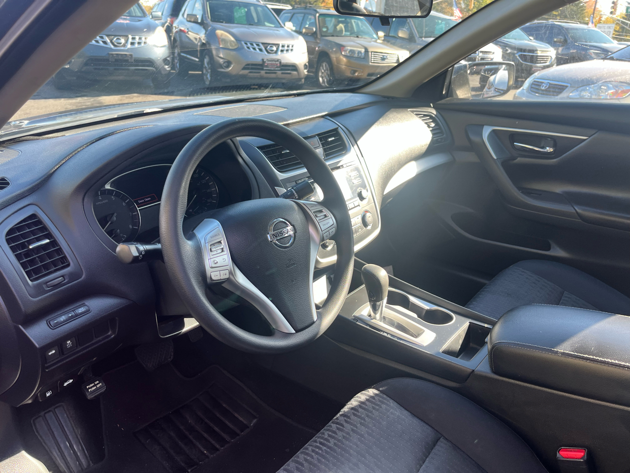 Nissan Altima 2.5 S Sedan 2018 Nissan Altima 2.5 S Sedan 2018