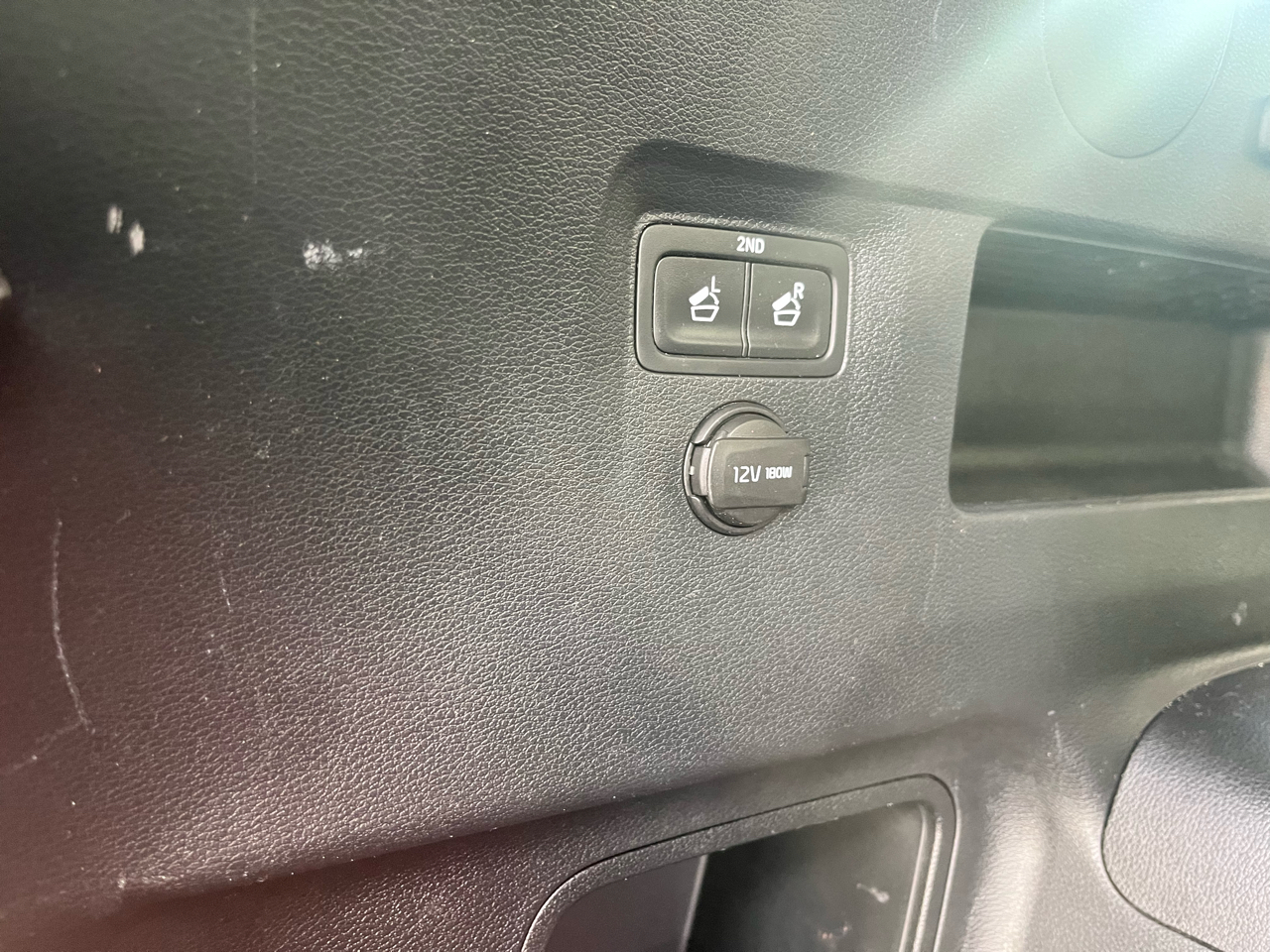 Kia Telluride S FWD 2020 Kia Telluride S FWD 2020