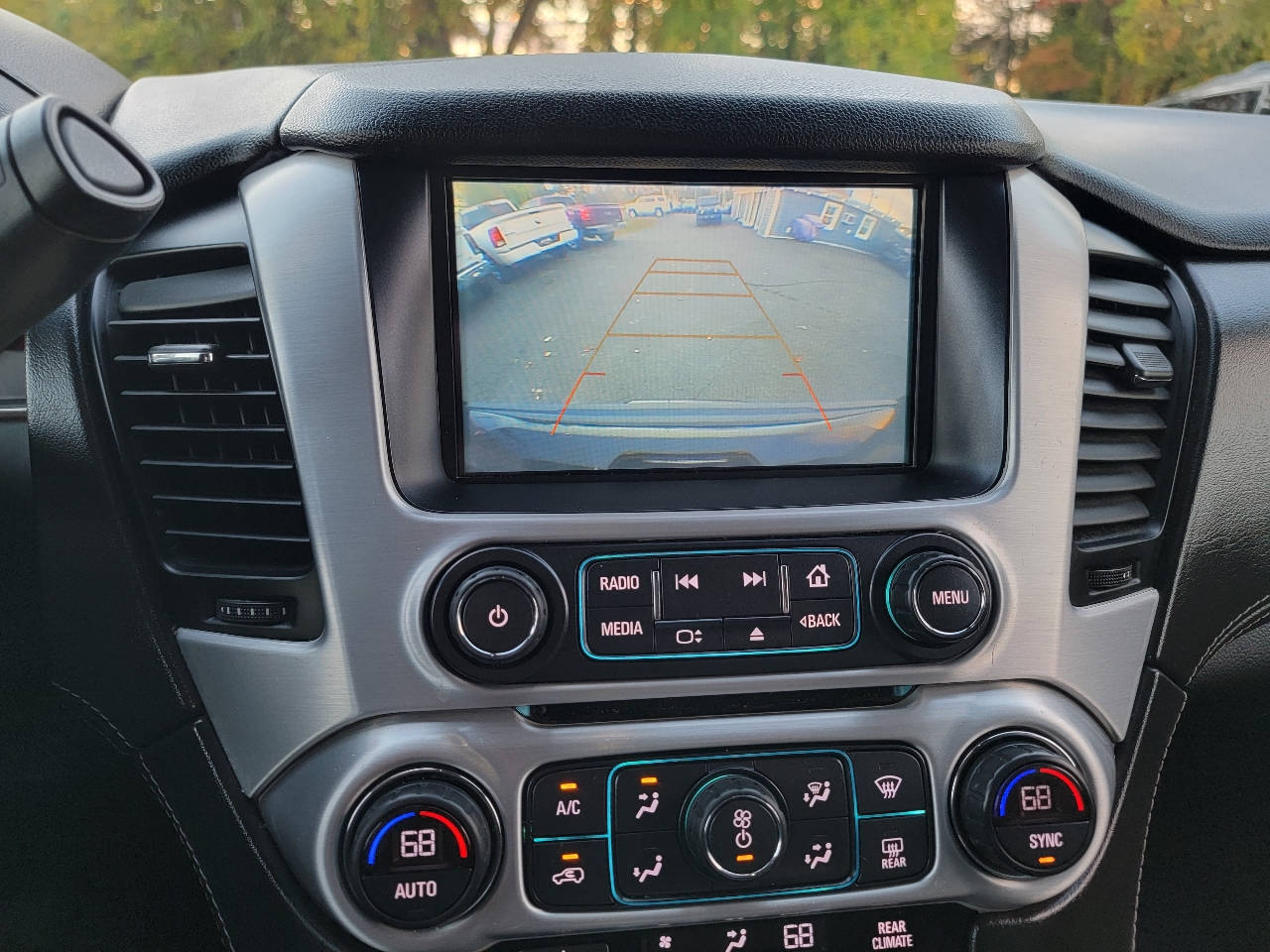 GMC Yukon 4WD 4dr SLE 2019 GMC Yukon 4WD 4dr SLE 2019