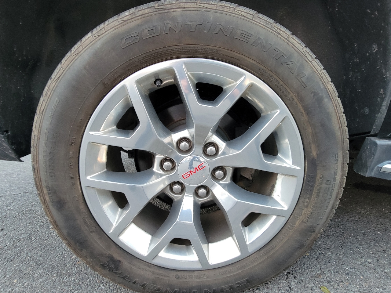 GMC Yukon 4WD 4dr SLE 2019 GMC Yukon 4WD 4dr SLE 2019