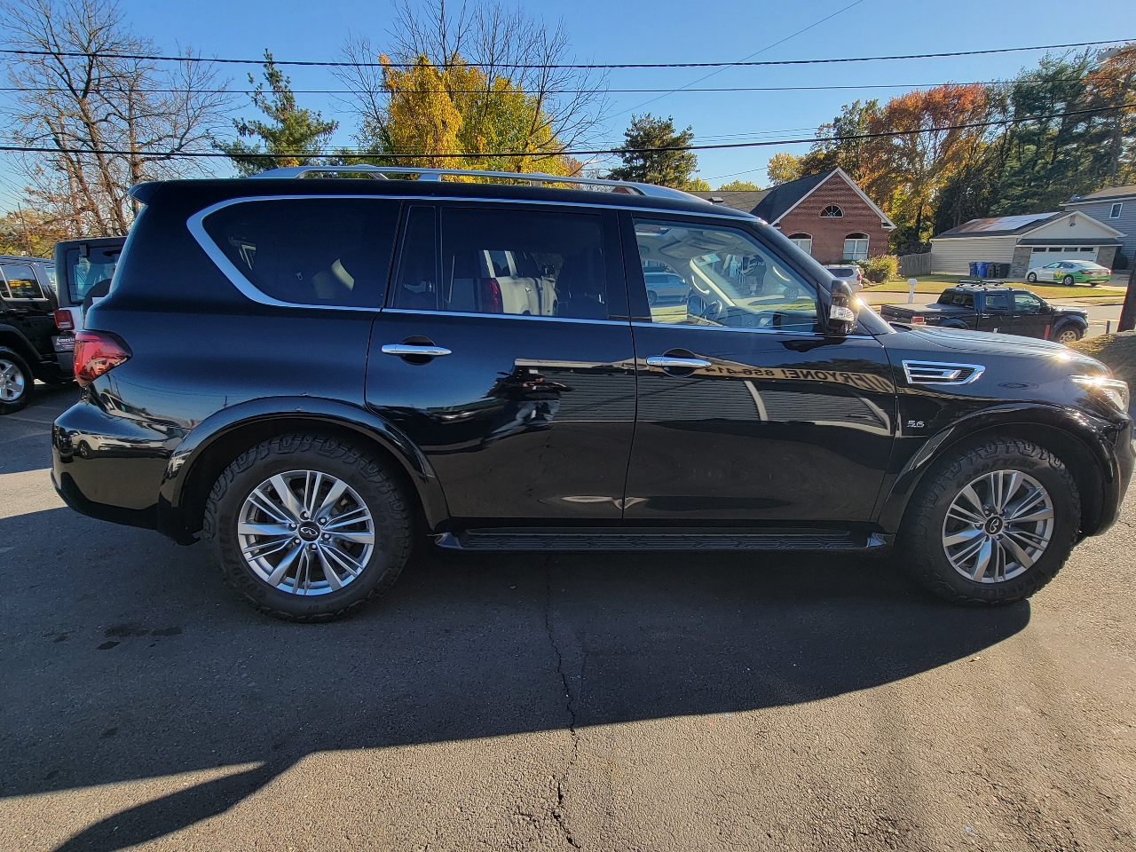 Infiniti QX80 LUXE AWD 2019 Infiniti QX80 LUXE AWD 2019