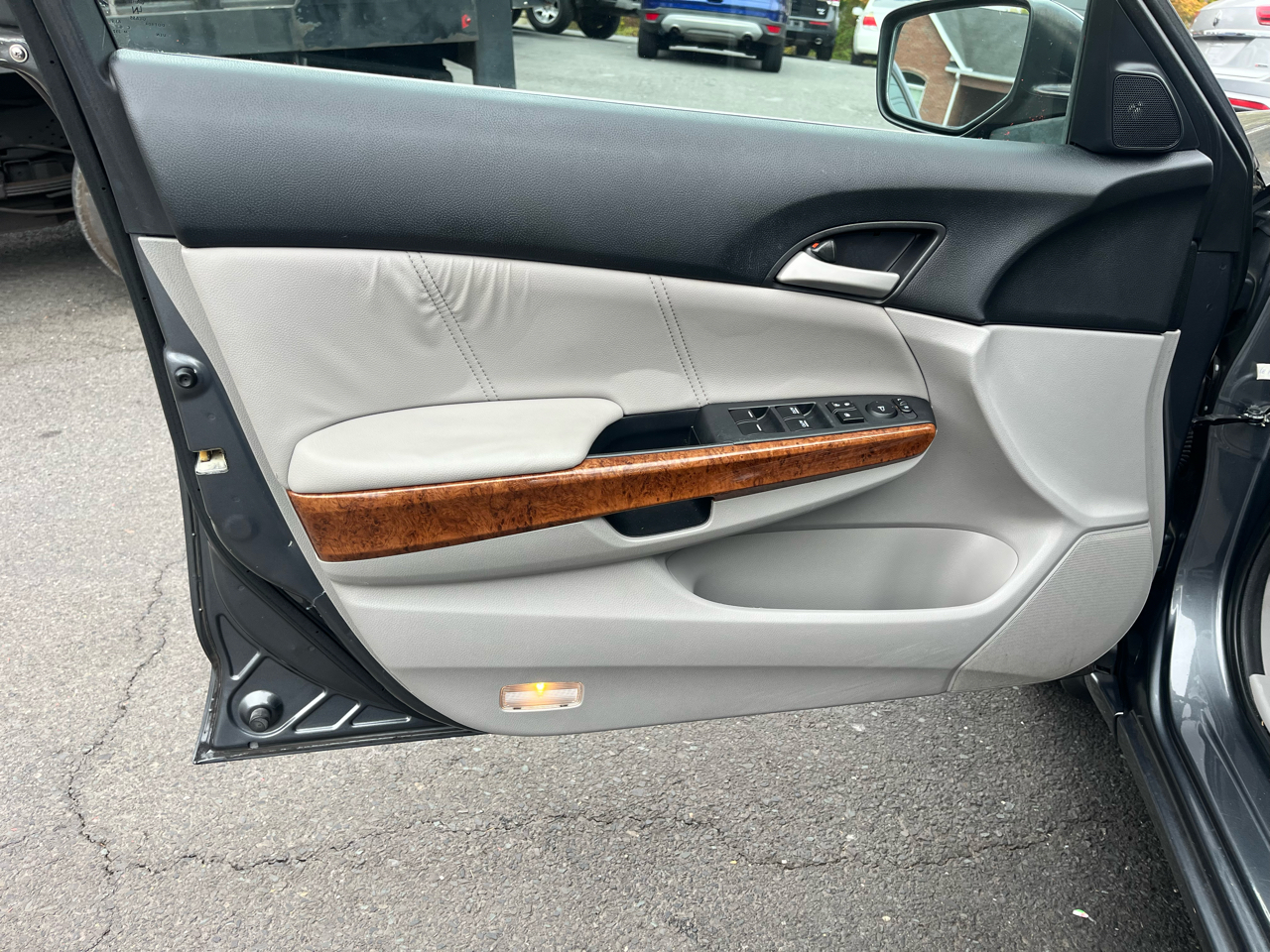 Honda Accord Sdn 4dr I4 Auto EX-L 2011 Honda Accord Sdn 4dr I4 Auto EX-L 2011