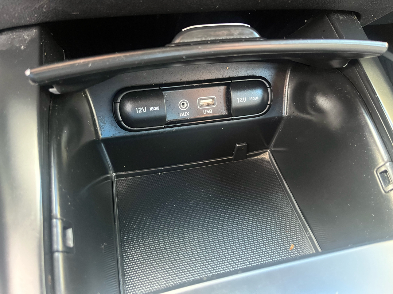 Kia Sorento L FWD 2019