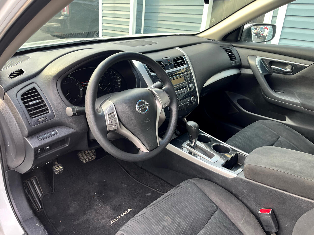 Nissan Altima 4dr Sdn I4 2.5 2014