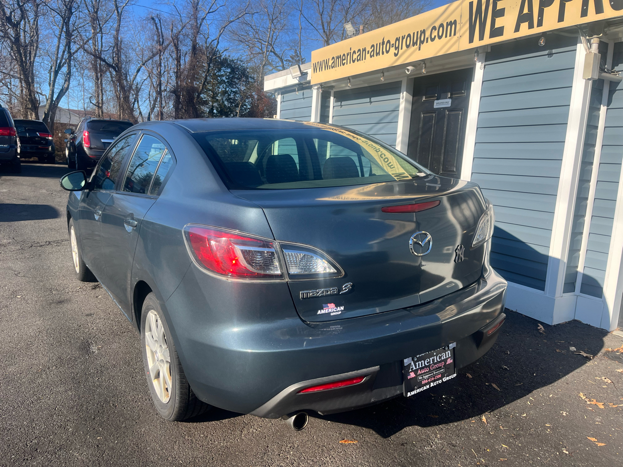 Mazda MAZDA3 4dr Sdn Auto i Touring 2011