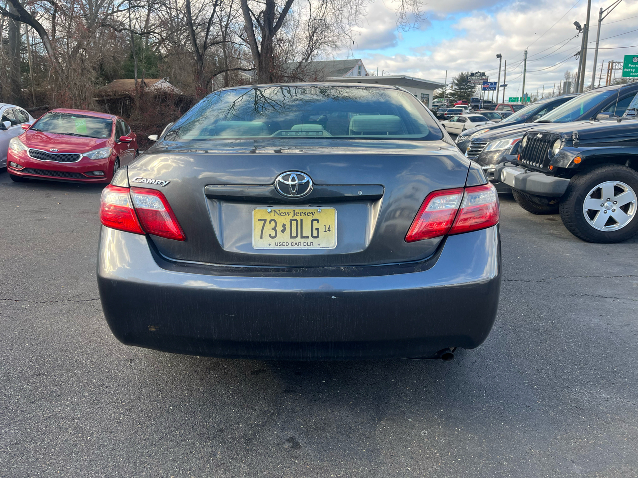 Toyota Camry 4dr Sdn I4 Auto LE (Natl) 2009