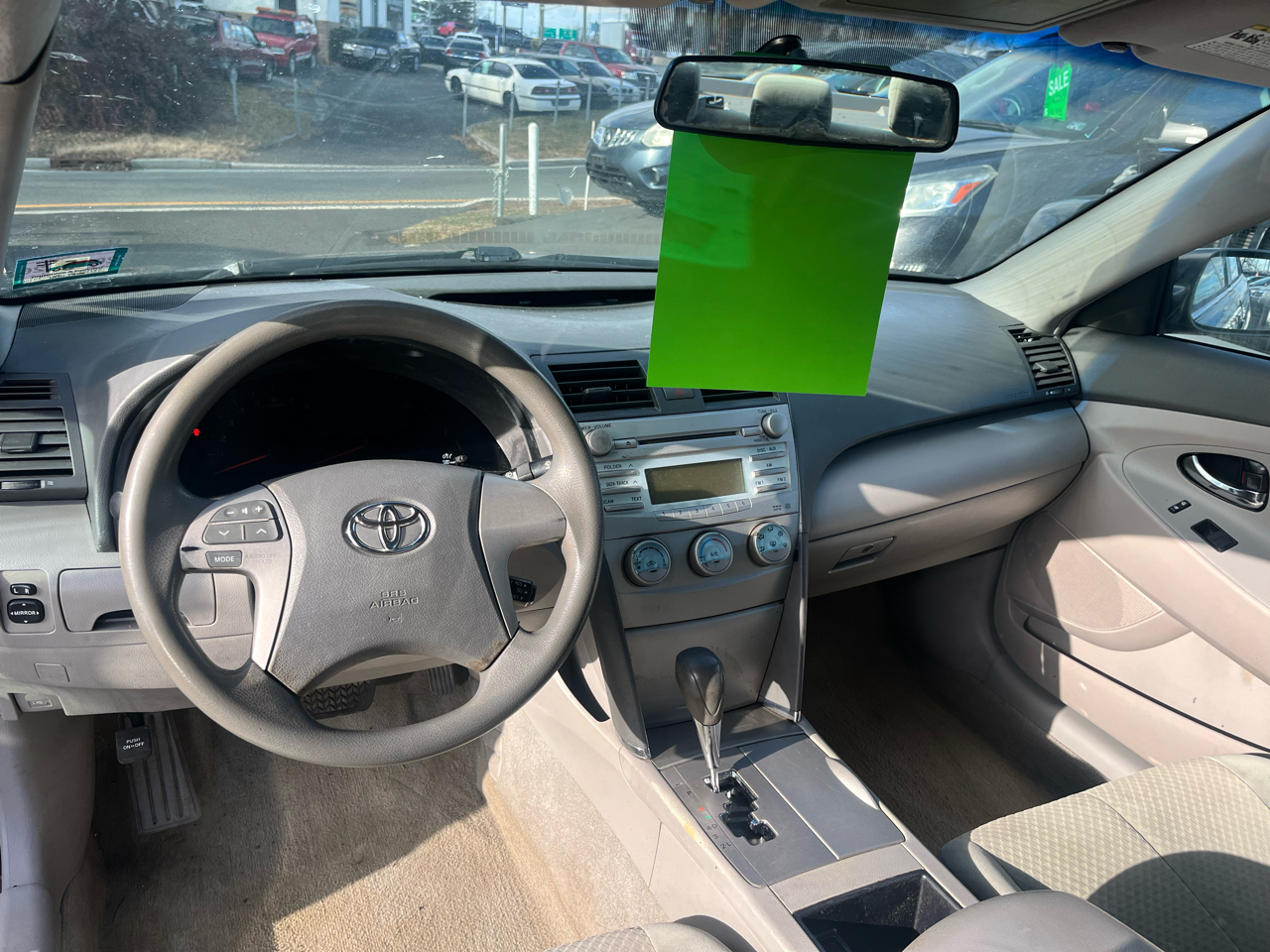 Toyota Camry 4dr Sdn I4 Auto LE (Natl) 2009