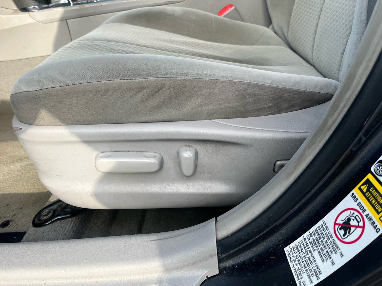 Toyota Camry 4dr Sdn I4 Auto LE (Natl) 2009