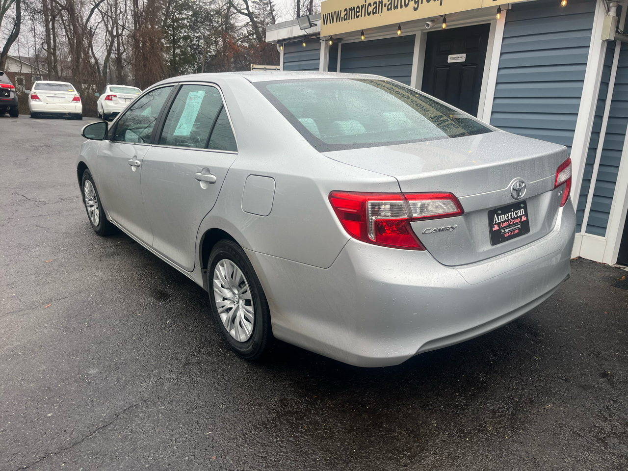 Toyota Camry 4dr Sdn LE Auto (Natl) 2013