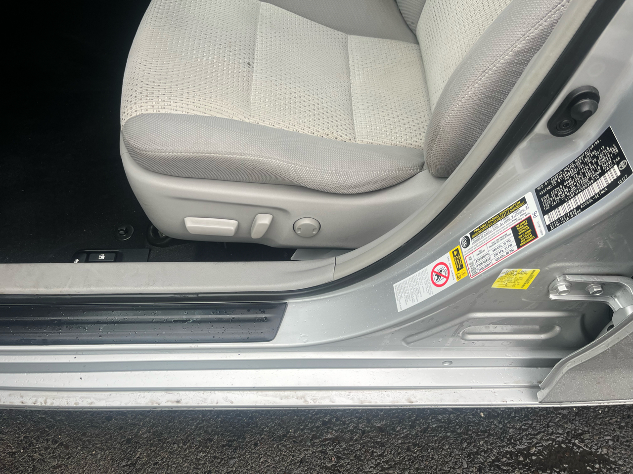 Toyota Camry 4dr Sdn LE Auto (Natl) 2013