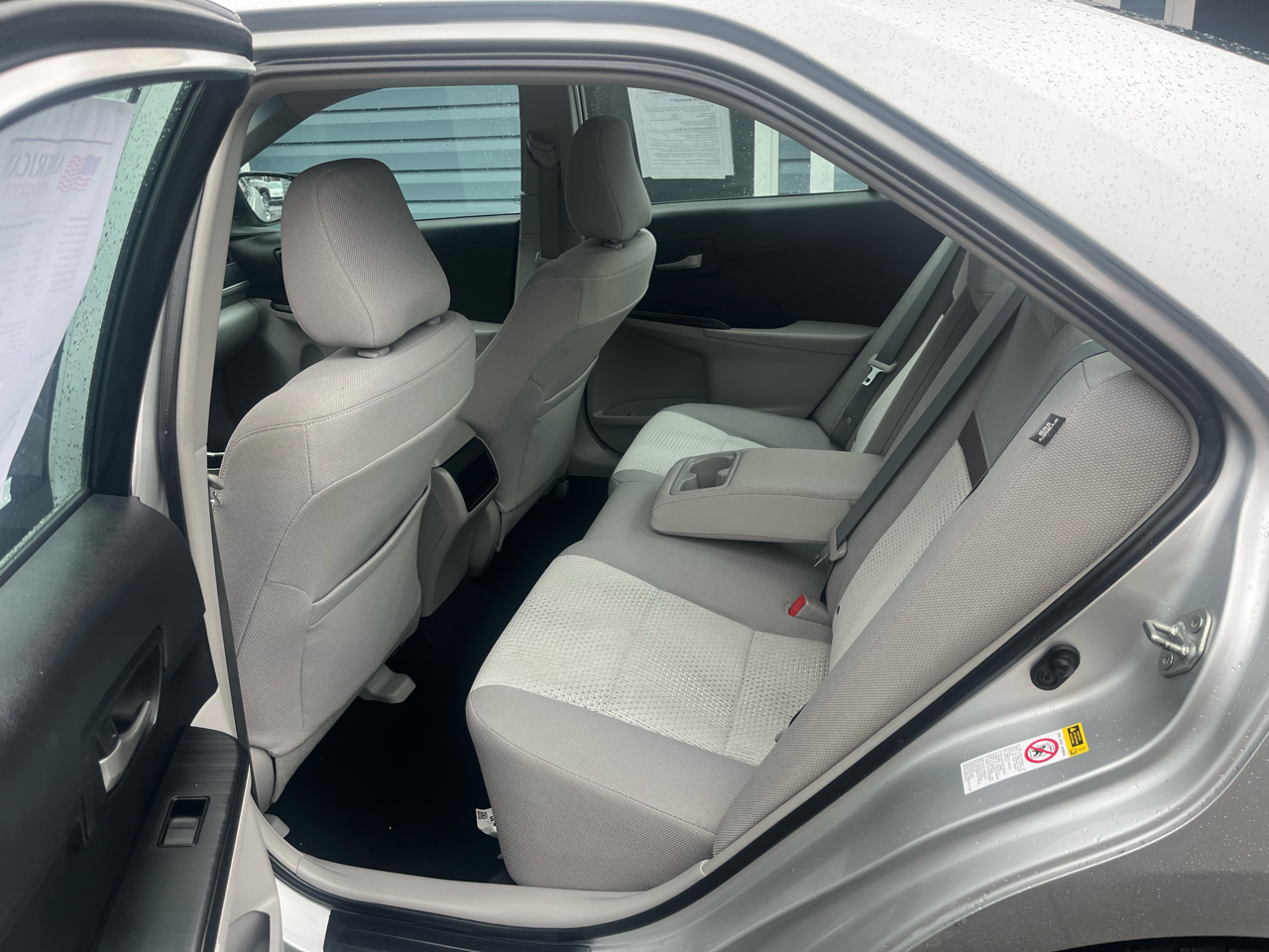 Toyota Camry 4dr Sdn LE Auto (Natl) 2013
