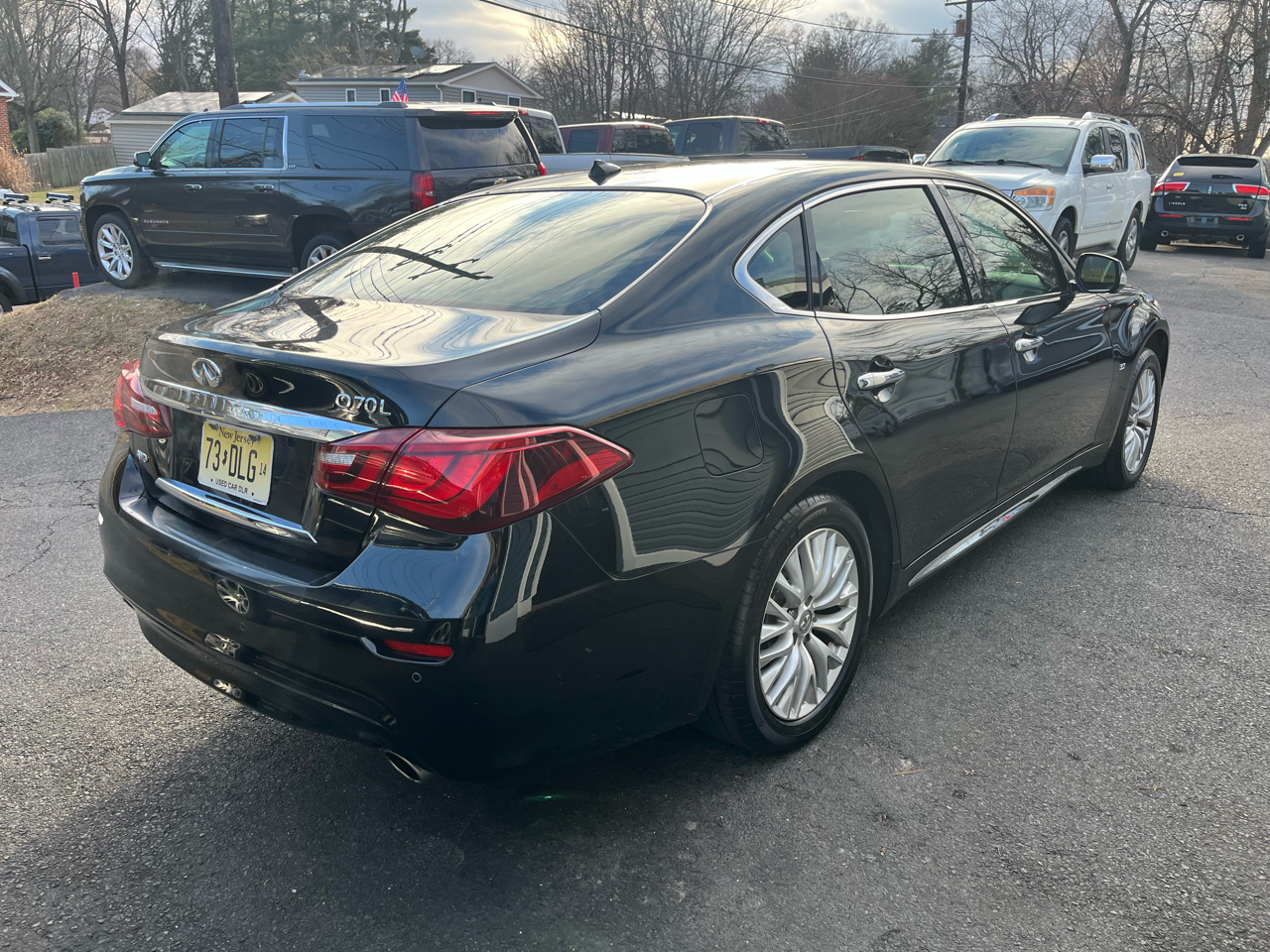 Infiniti Q70L 4dr Sdn V6 AWD 2015