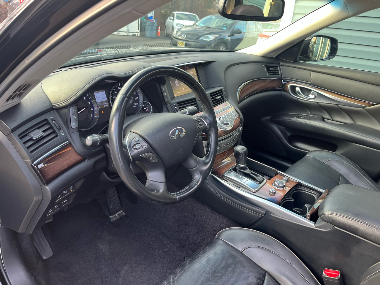 Infiniti Q70L 4dr Sdn V6 AWD 2015