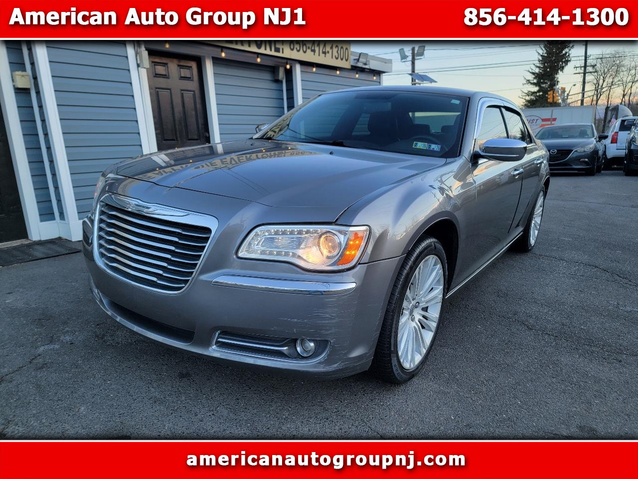 2011 Chrysler 300 4dr Sdn Limited RWD