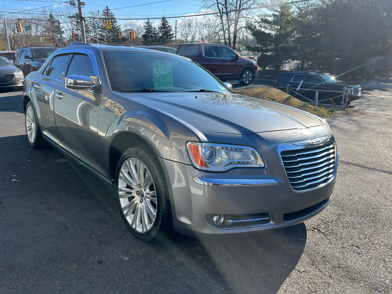 Chrysler 300 4dr Sdn Limited RWD 2011