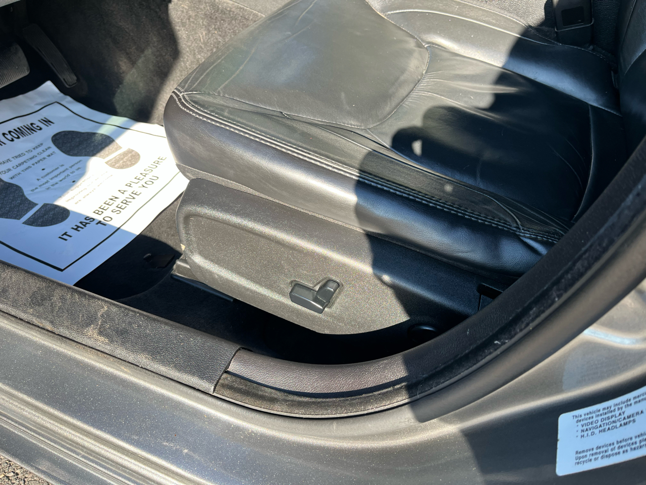 Chrysler 300 4dr Sdn Limited RWD 2011