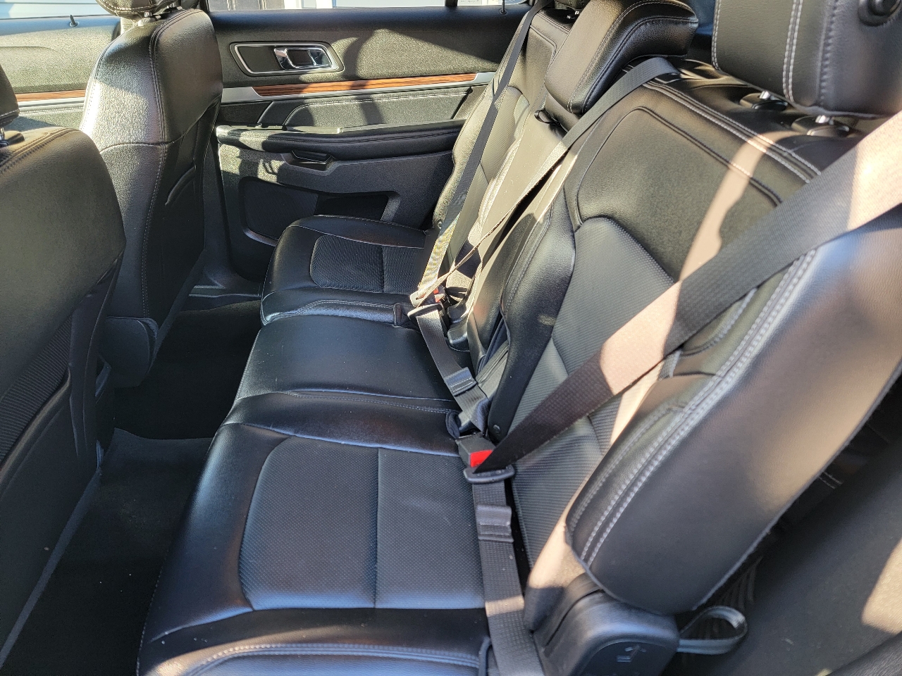 Ford Explorer Limited FWD 2018