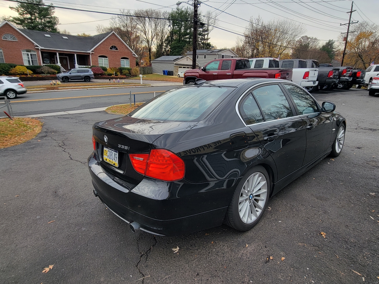 BMW 3 Series 4dr Sdn 335i xDrive AWD 2011
