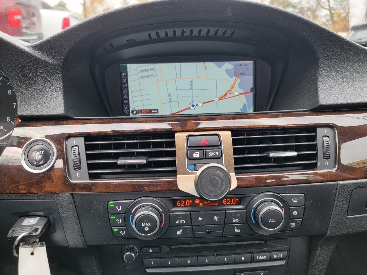 BMW 3 Series 4dr Sdn 335i xDrive AWD 2011