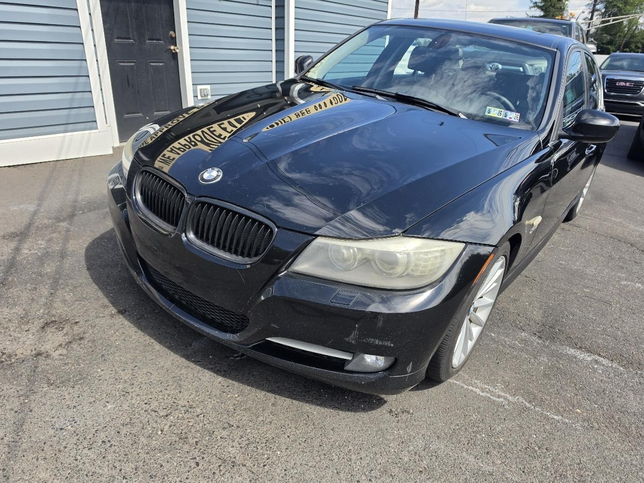 BMW 3 Series 4dr Sdn 335i xDrive AWD 2011