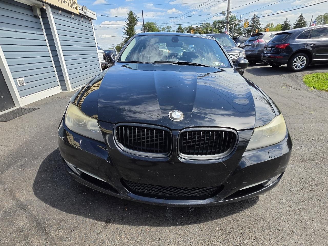 BMW 3 Series 4dr Sdn 335i xDrive AWD 2011