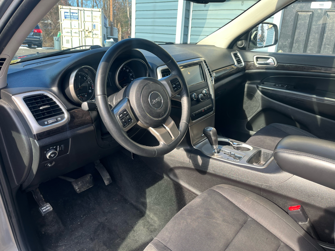 Jeep Grand Cherokee 4WD 4dr Laredo 2012